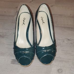 Qupid Voyager Wedges